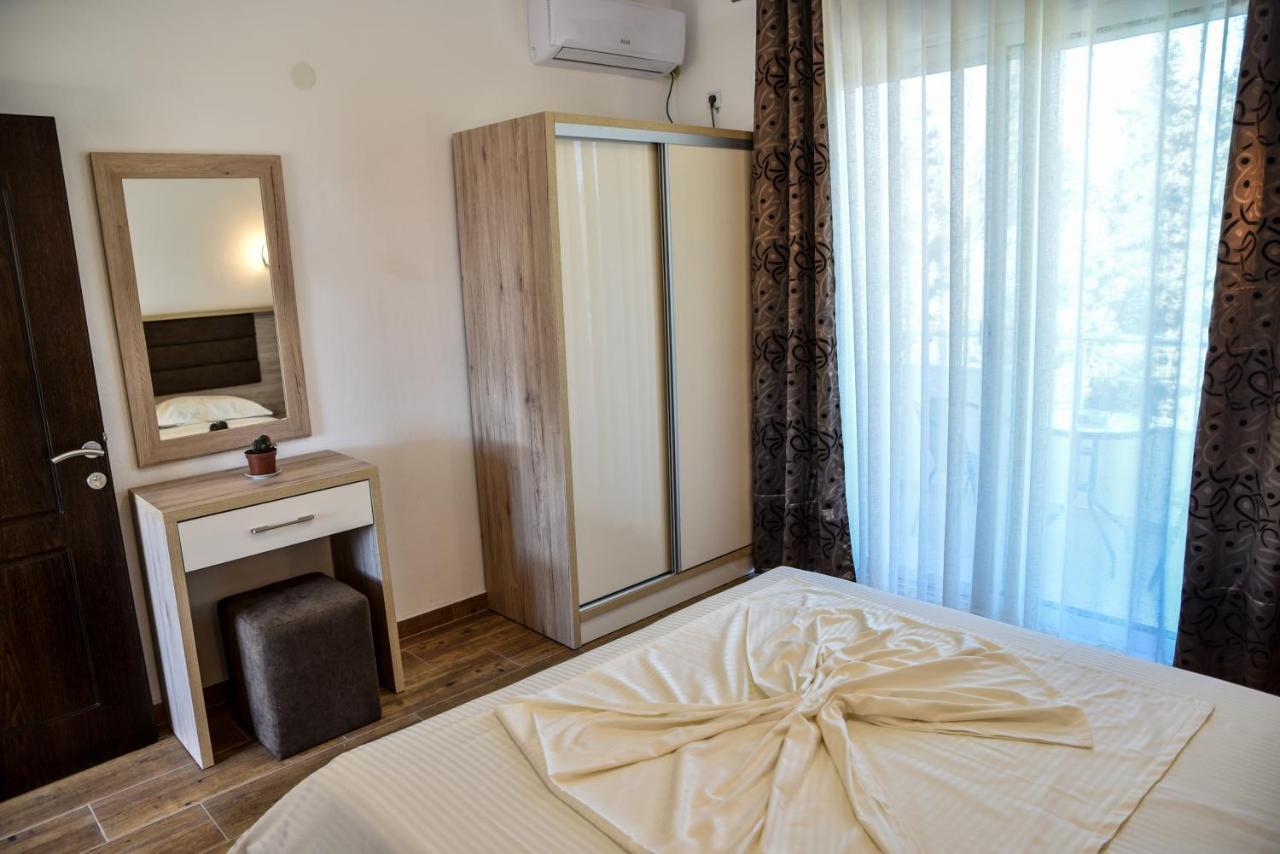 Hotel Casa Sinani Ulcinj Exterior foto