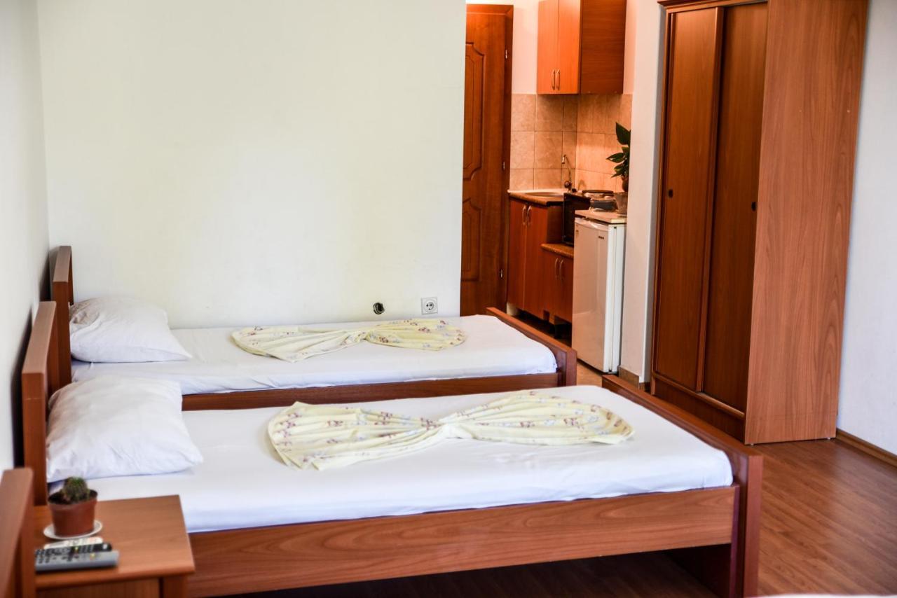 Hotel Casa Sinani Ulcinj Exterior foto