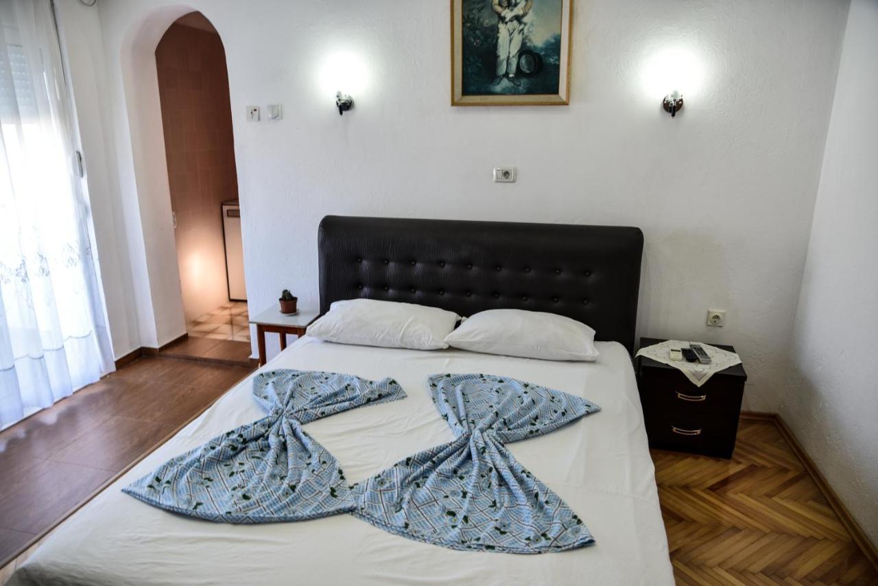 Hotel Casa Sinani Ulcinj Exterior foto
